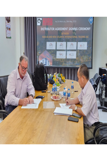 Lễ ký kết HĐ HIAB & NEW AIT